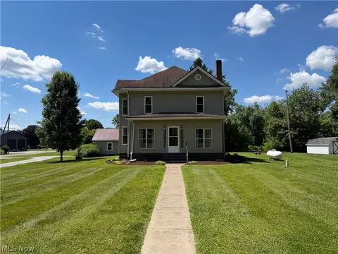 24611 Cr24, Coshocton, OH 43812