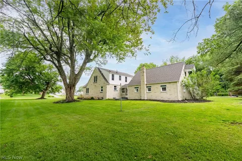 Exterior - 2607 Lakeside Ave NW, Canton, OH 44708 photo 5 of 8