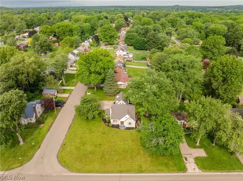 View/Area - 2607 Lakeside Ave NW, Canton, OH 44708 photo 2 of 5