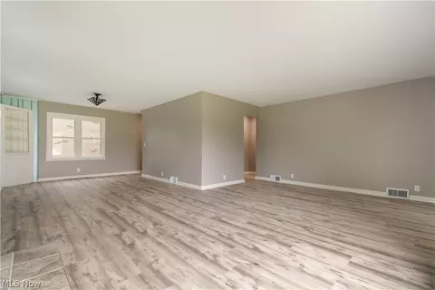 Living - 2607 Lakeside Ave NW, Canton, OH 44708 photo 4 of 7