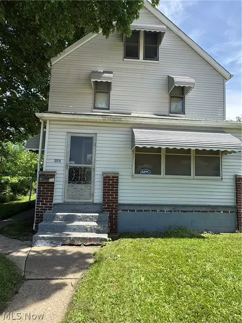 375 N Arlington St, Akron, OH 44305