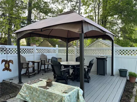 25540 Chatworth Dr, Euclid, OH 44117 photo 7