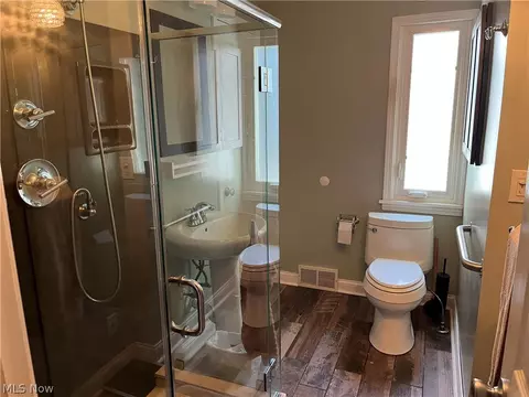 25540 Chatworth Dr, Euclid, OH 44117 photo 25