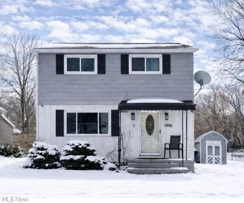 1000 Battles Ave, Akron, OH 44314