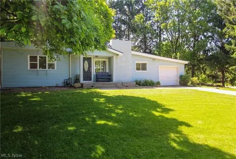6382 Kungle Rd, Clinton, OH 44216