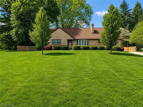 5960 Lasater Dr NW, Canton, OH 44718