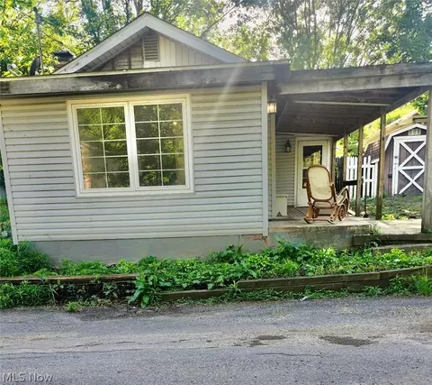 1030 Onondago Trl, Akron, OH 44312