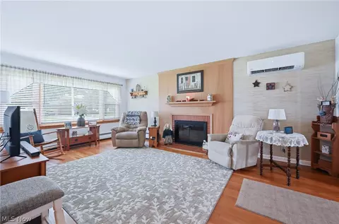 Living - 773 Wildwood Dr, Boardman, OH 44512 photo 1 of 1