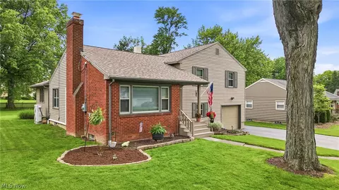 Exterior - 773 Wildwood Dr, Boardman, OH 44512 photo 3 of 6