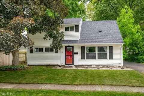 1151 Ruth Ave, Cuyahoga Falls, OH 44221
