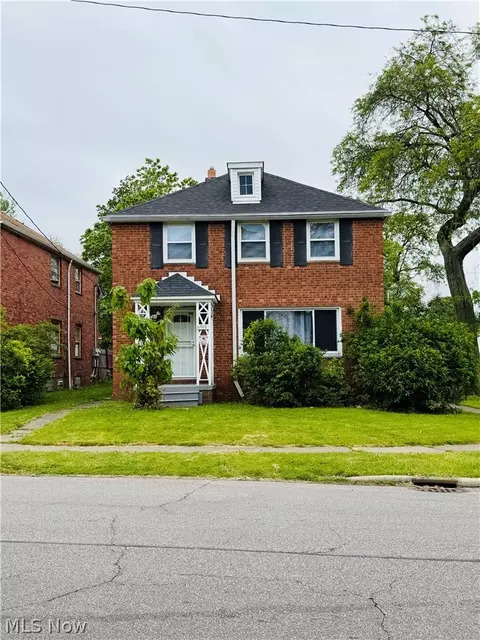 14702 Milverton Rd, Cleveland, OH 44120
