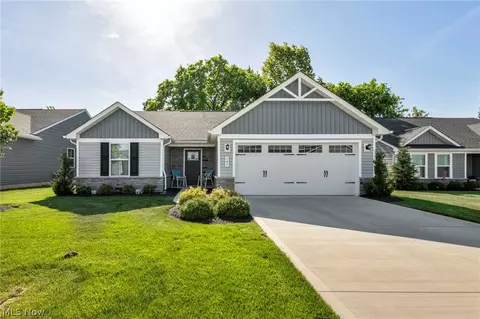 141 W Spring Dr, Elyria, OH 44035