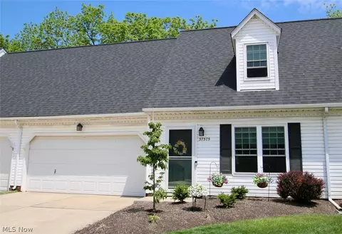 37575 Ocean Reef, Willoughby, OH 44094