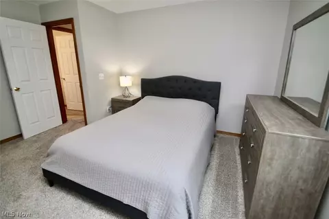 Bedroom - 37575 Ocean Reef, Willoughby, OH 44094 photo 8 of 12