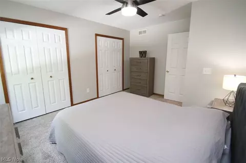 Bedroom - 37575 Ocean Reef, Willoughby, OH 44094 photo 7 of 12