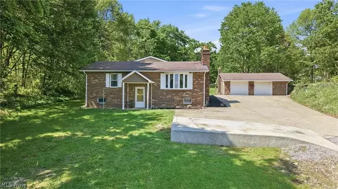 41534 Alderlick Rd, Wellsville, OH 43968
