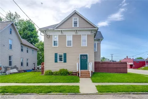 1103 Greenfield Ave SW, Canton, OH 44706