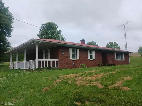 183 Deming Rd, Fleming, OH 45729
