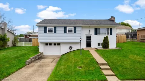 119 Lincoln Pl, Follansbee, WV 26037