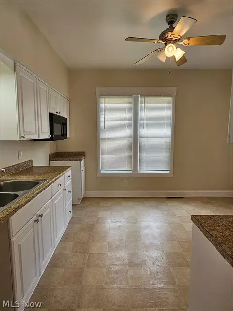 Kitchen - 46 48 Hyde Ave, Niles, OH 44446 photo 2 of 3