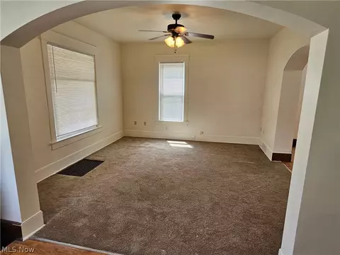 Living - 46 48 Hyde Ave, Niles, OH 44446 photo 1 of 5