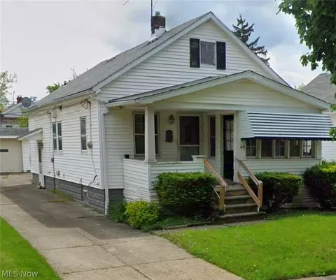 48 Best St, Bedford, OH 44146