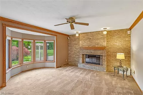 Living - 1006 Traci Ln, Copley, OH 44321 photo 4 of 4