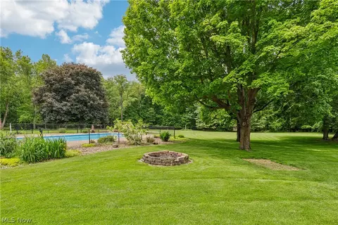 Exterior - 1006 Traci Ln, Copley, OH 44321 photo 7 of 10