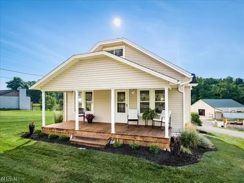3900 Dillon Falls Rd, Zanesville, OH 43701