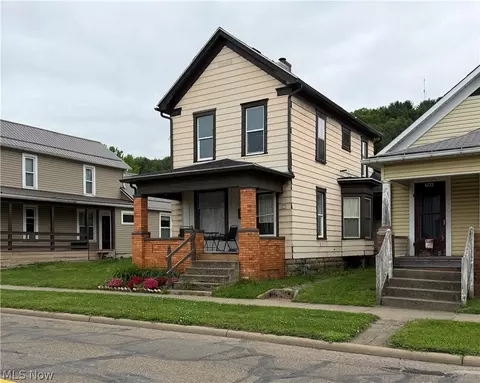 606 N 2nd St, Dennison, OH 44621