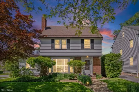 4137 Bushnell Rd, University Heights, OH 44118
