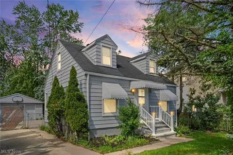 3854 W 116th St, Cleveland, OH 44111