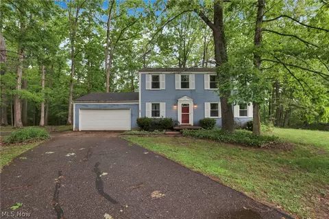 60467 Apache Ln, Senecaville, OH 43780
