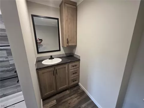 Bath - 205 S Riverview Dr, Malta, OH 43758 photo 2 of 5