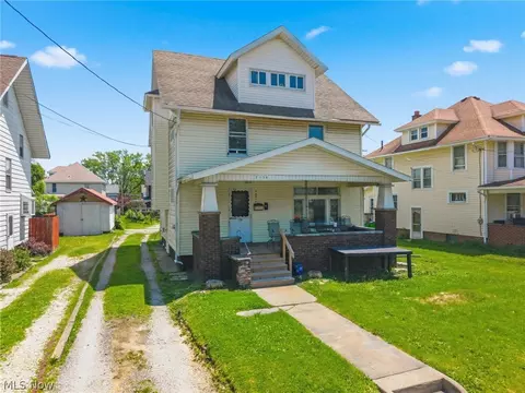2138 Watson Ave, Alliance, OH 44601