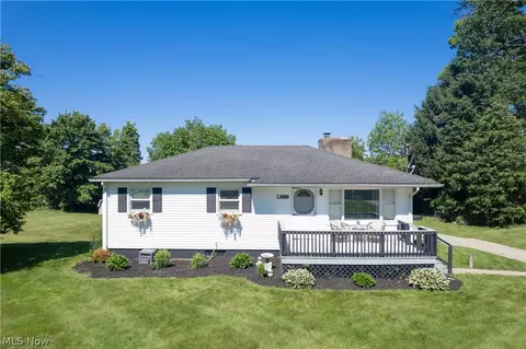 3659 Morrow Rd, Kent, OH 44240