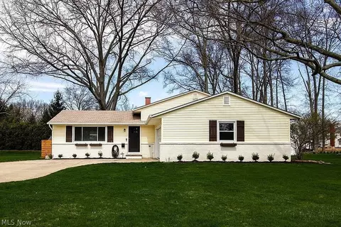 31646 Electric Blvd, Avon Lake, OH 44012