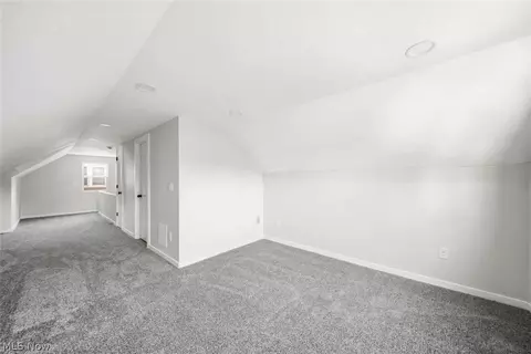Entry Way - 420 E 271st St, Euclid, OH 44132 photo 6 of 7