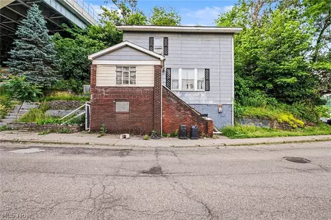 229 Mclister Ave, Mingo Junction, OH 43938
