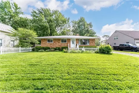 414 Berea St, Berea, OH 44017