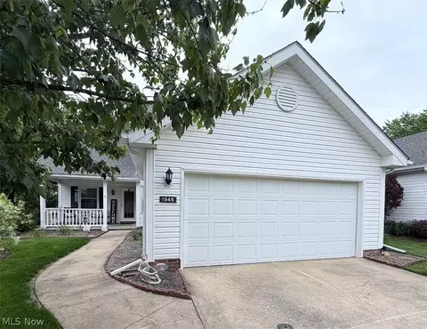 1945 Deerhaven Ln, Broadview Heights, OH 44147