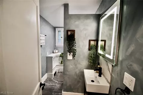 Bath - 1829 Meadows Rd, Madison, OH 44057 photo 1 of 2