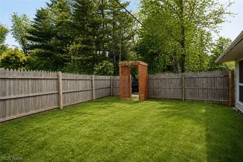 Exterior - 1829 Meadows Rd, Madison, OH 44057 photo 7 of 7