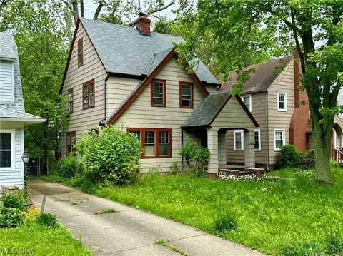 1169 Erieview Rd, Cleveland Heights, OH 44121