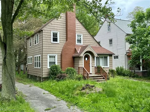 1171 Erieview Rd, Cleveland Heights, OH 44121