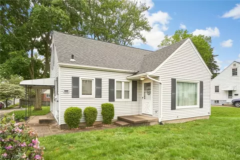 400 Ripley Ave, Akron, OH 44312