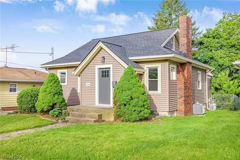 184 Edgehill Dr, Akron, OH 44312