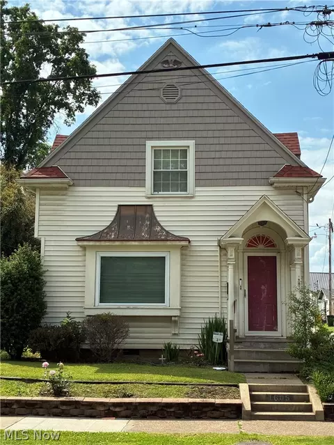1605 Liberty St, Parkersburg, WV 26101