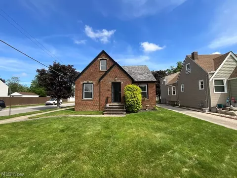 5910 Wilber Ave, Parma, OH 44129