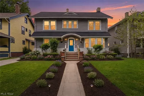 3078 Edgehill Rd, Cleveland Heights, OH 44118